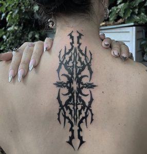 Blackwork borneo tattoo on a back