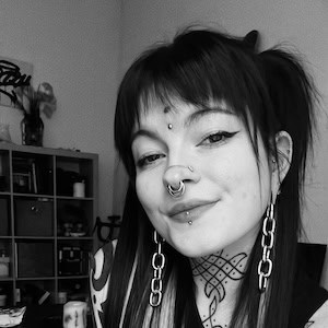 Lisa tattoo artist